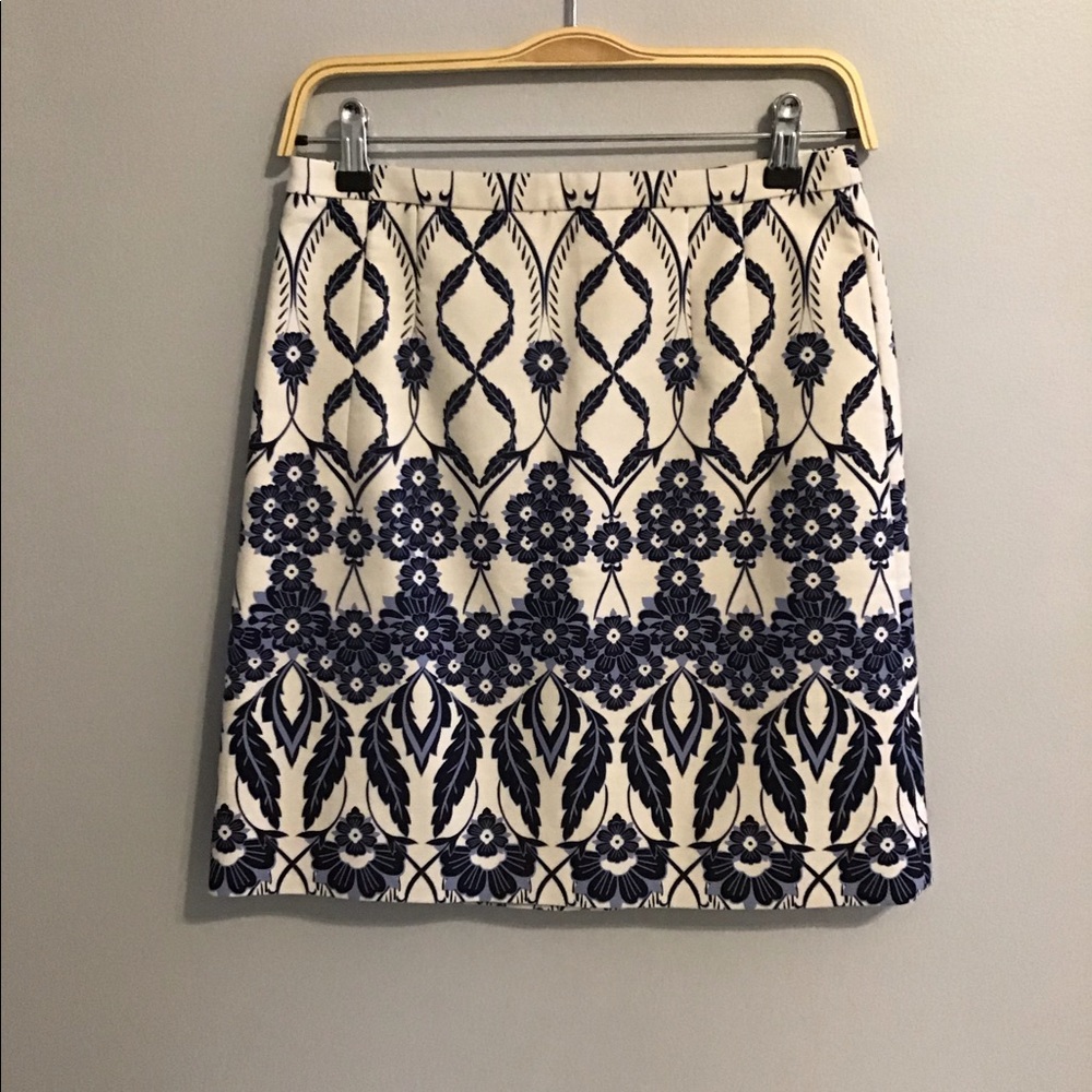 🍃NWOT J. Crew Blue Floral A-line Skirt. Sz 0 🌿